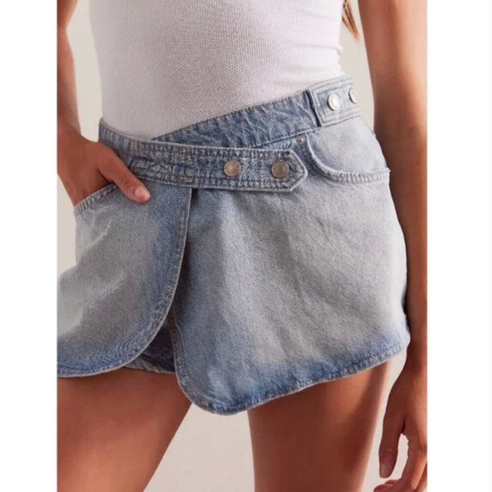 FREE PEOPLE NWT We The Free Maxine Denim Skort / Powder Blue - 29